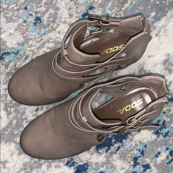 High Heel Booties - Picture 2 of 6